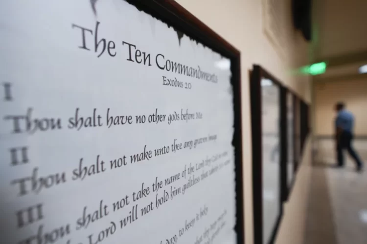 Coop-Gonzalez Backs Bill to Place Ten Commandments in WV Classrooms