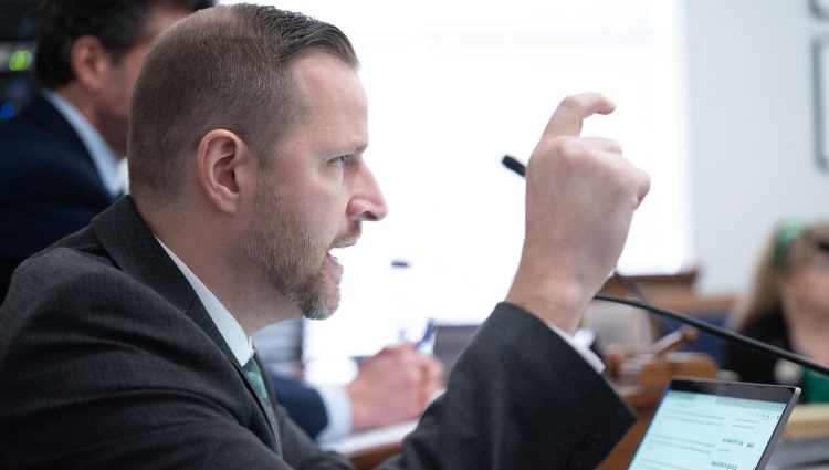 Maynor Introduces Bill to Allow Self-Pour Beer, Cider, and Wine Systems in WV